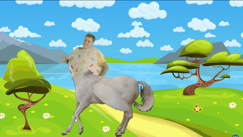 Illustration for article titled Ed Sheeran and Justin Bieber Desperately Want to Be Memes